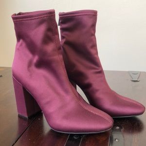 Jessica Simpson Stretch Heeled Booties